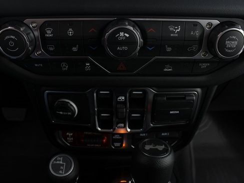 New 2026 Jeep Wrangler Unlimited Rubicon image 6