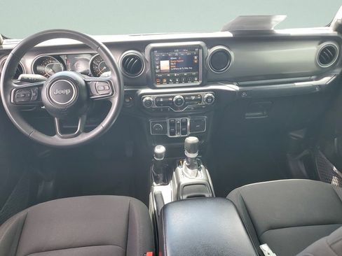 Used 2023 Jeep Gladiator Sport AWD/4WD image 14