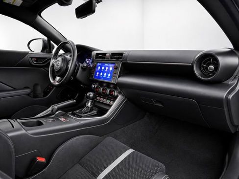 Used 2022 Toyota GR86 Premium RWD image 14