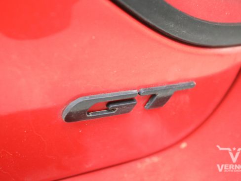 Used 2019 Dodge Charger GT w/ Blacktop Package RWD image 11
