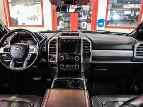 Used 2019 Ford F250 Platinum w/ Platinum Ultimate Package image 15