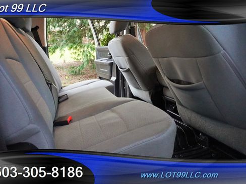 Used 2013 RAM 2500 Tradesman w/ Chrome Appearance Group image 16