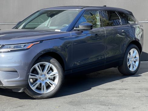 New 2025 Land Rover Range Rover Velar S image 2