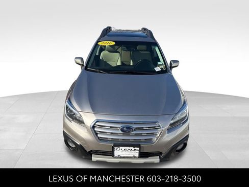 Used 2016 Subaru Outback 2.5i Limited image 2