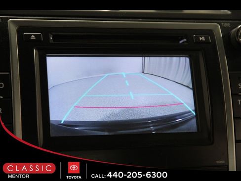 Used 2014 Toyota Camry SE image 12