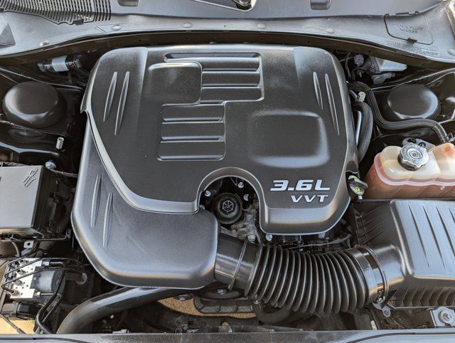 Used 2022 Dodge Charger SXT RWD image 26