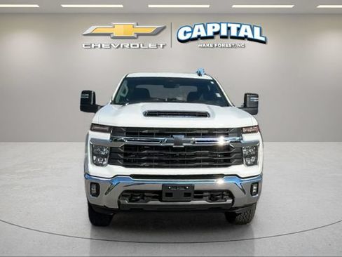 Used 2025 Chevrolet Silverado 2500 LT w/ Convenience Package RWD image 8