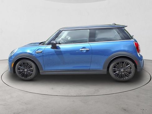 Used 2024 MINI Cooper S FWD image 8