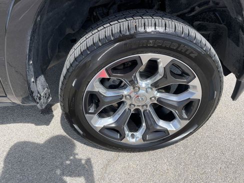 Used 2022 RAM 1500 Limited AWD/4WD image 36