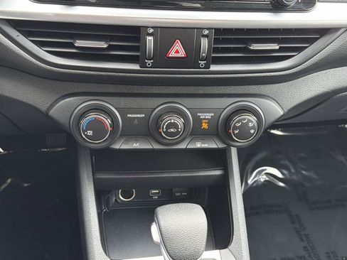 Used 2023 Kia Forte LXS w/ LXS Technology Package image 20
