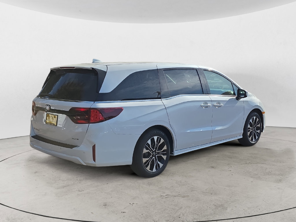 New 2027 Honda Odyssey Elite image 5