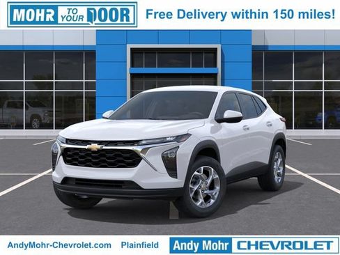 New 2026 Chevrolet Trax LS w/ LS Convenience Package FWD image 9