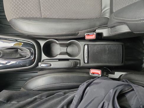 Used 2019 Buick Encore Preferred image 23