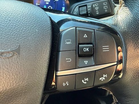 Used 2021 Ford Escape Titanium w/ Titanium Elite Package AWD/4WD image 22
