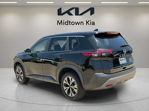 Used 2023 Nissan Rogue SV AWD/4WD image 5