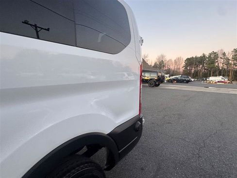 Used 2020 Ford Transit 350 XLT image 16