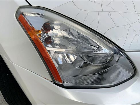 Used 2015 Nissan Rogue S w/ Convenience Package image 24