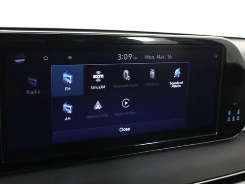 Used 2025 Hyundai Palisade SEL FWD image 35