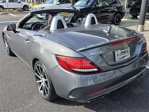 Used 2017 Mercedes-Benz SLC 43 AMG image 8