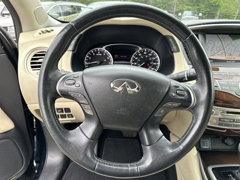 Used 2019 INFINITI QX60 Luxe w/ Sensory Package AWD/4WD image 12