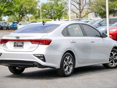 Used 2021 Kia Forte LXS FWD image 3