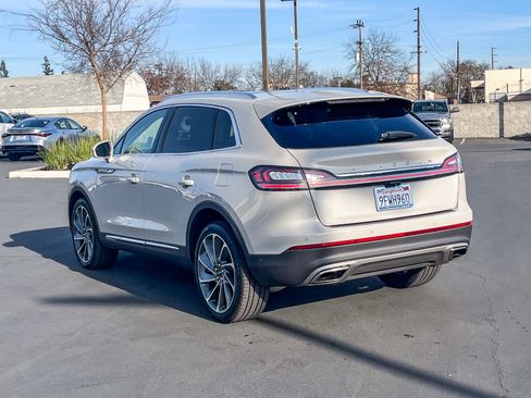 Used 2023 Lincoln Nautilus Reserve w/ Equipment Group 202A image 2