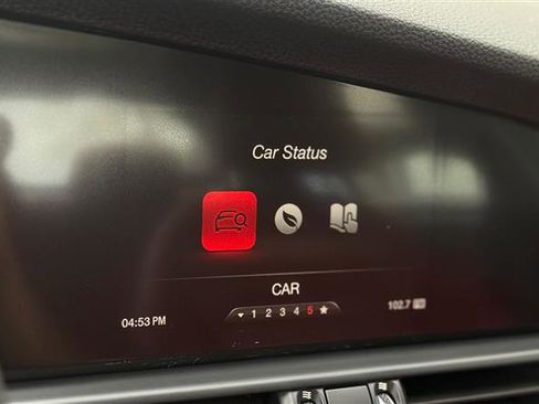 Used 2019 Alfa Romeo Giulia AWD w/ Quick Order Package 22J Sport image 33