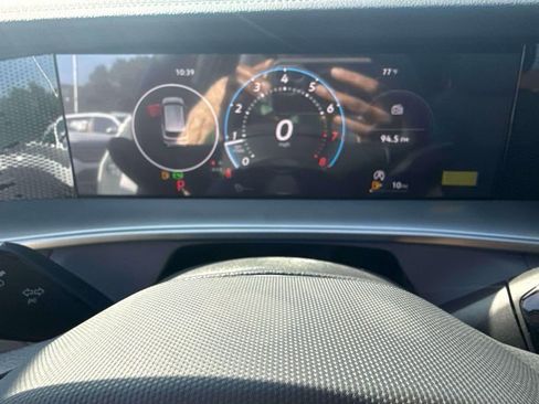 New 2026 Volkswagen Tiguan SE R-Line image 15