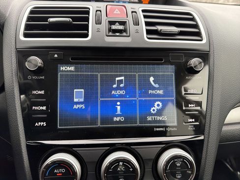 Used 2017 Subaru Forester 2.5i Premium w/ All-Weather Package image 18