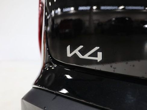 Used 2025 Kia K4 LXS image 13