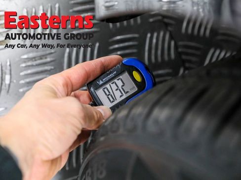 Used 2023 Tesla Model 3 Standard Range image 24