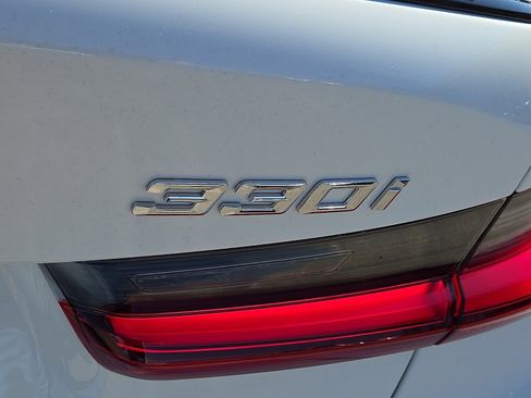 New 2026 BMW 330i xDrive Sedan w/ M Sport Package AWD/4WD image 16