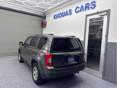 Used 2015 Jeep Patriot Sport w/ Power Value Group image 3