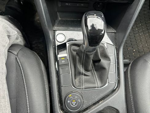 Certified 2023 Volkswagen Taos SE AWD/4WD image 12