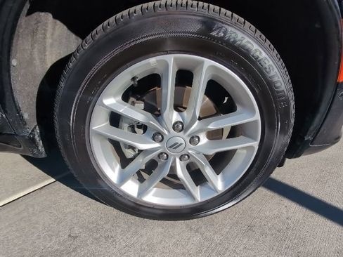 Used 2025 Dodge Durango GT AWD/4WD image 32