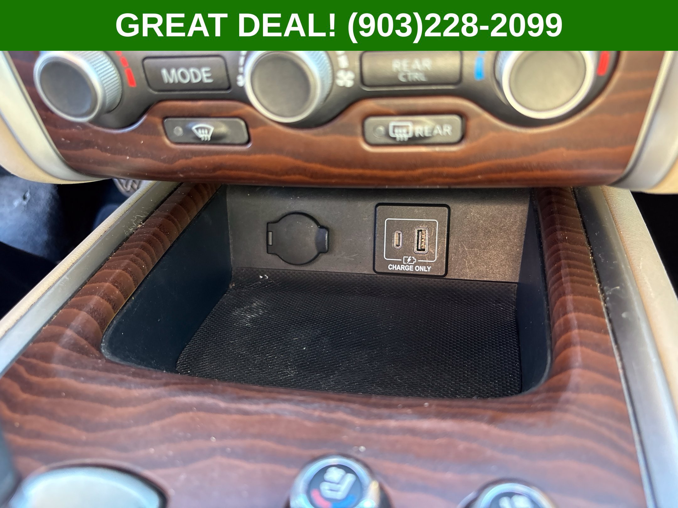 Used 2019 Nissan Pathfinder Platinum FWD image 35