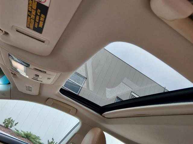 Used 2016 Lexus ES 350 w/ Navigation System Package FWD image 9