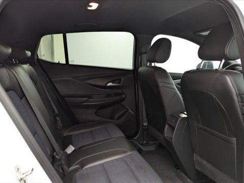 Used 2025 Buick Envista Preferred FWD image 18