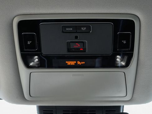 Certified 2024 Toyota Grand Highlander XLE image 30