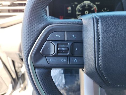 Used 2025 Toyota Tundra Limited image 32