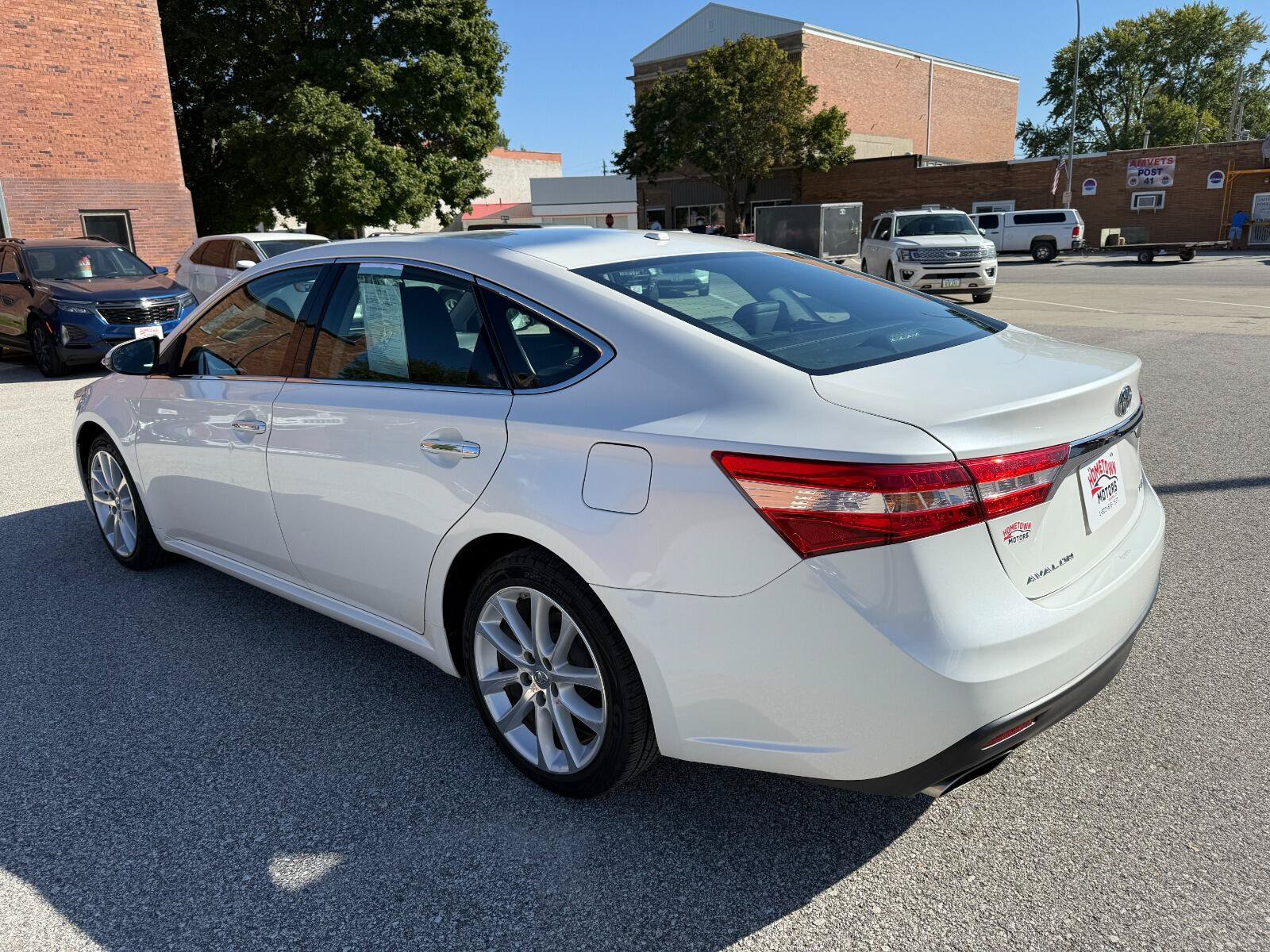 Used 2013 Toyota Avalon FWD image 7