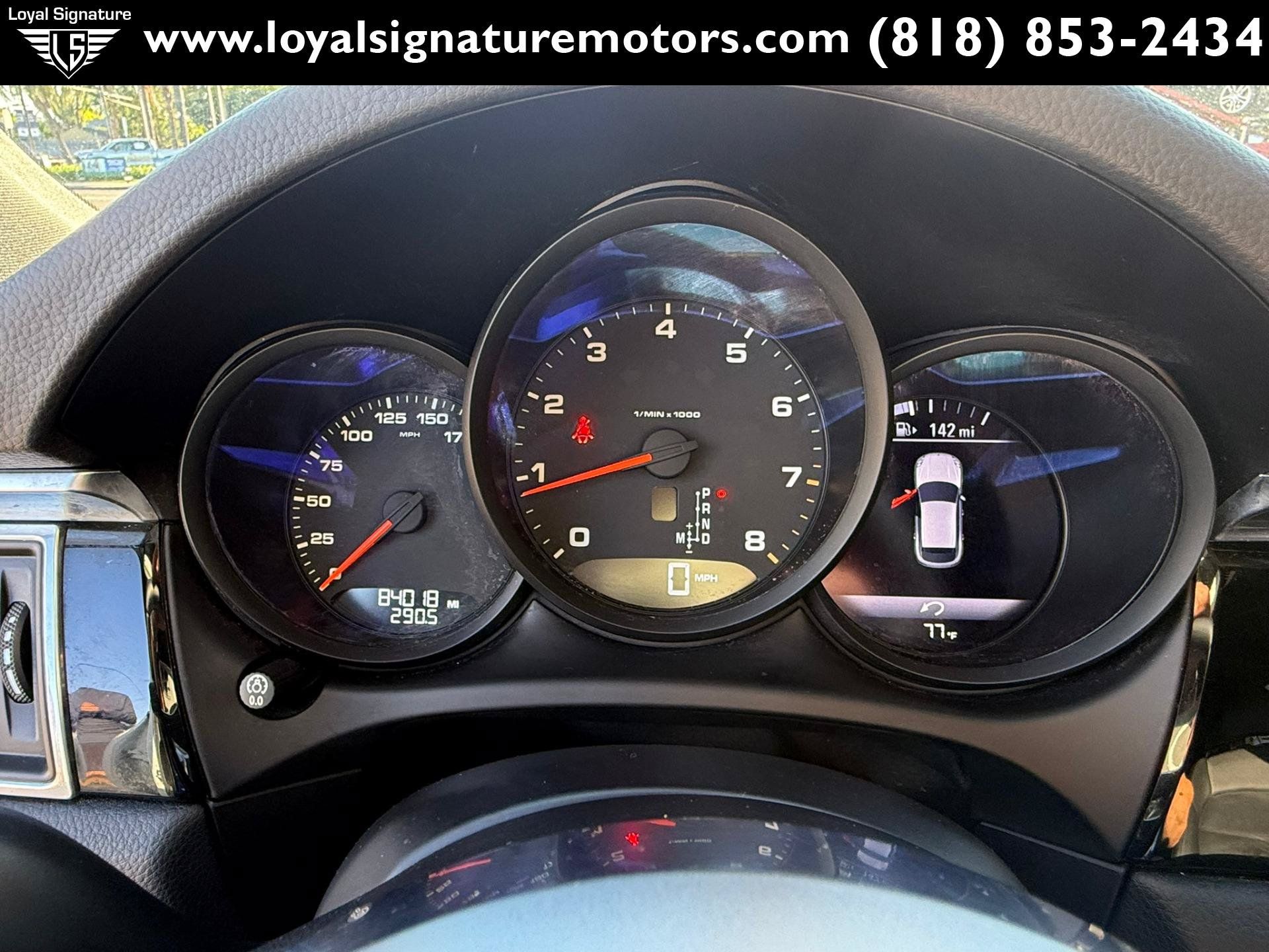 Used 2017 Porsche Macan AWD/4WD image 25