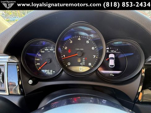 Used 2017 Porsche Macan AWD/4WD image 25
