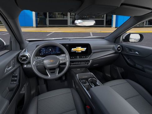 New 2026 Chevrolet Equinox LT w/ Convenience Package II image 15