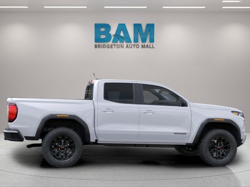 New 2026 GMC Canyon Elevation w/ Convenience Package image 8