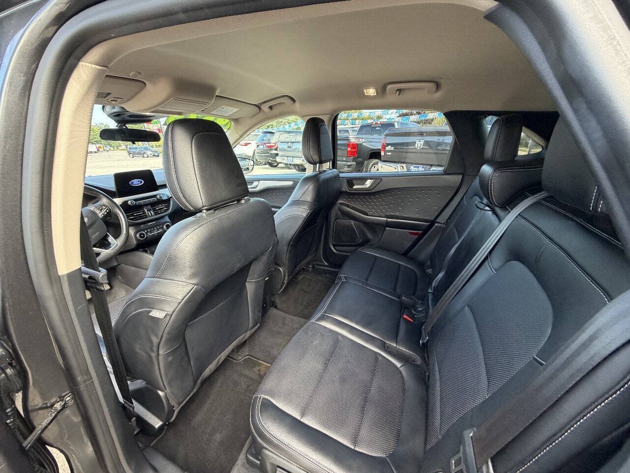 Used 2020 Ford Escape SEL AWD/4WD image 11