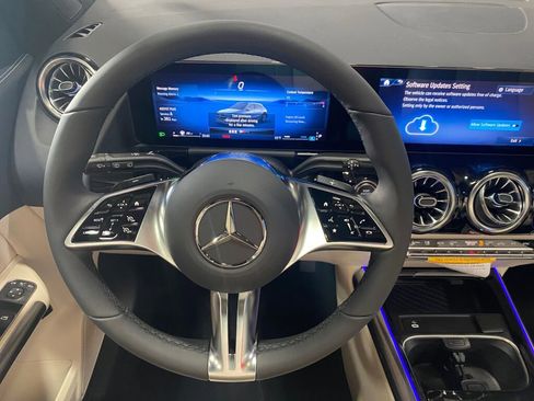 New 2026 Mercedes-Benz GLA 250 4MATIC image 11