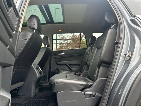 Used 2019 Volkswagen Atlas SEL AWD/4WD image 18
