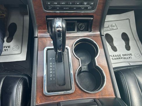 Used 2017 Lincoln Navigator L Select AWD/4WD image 30