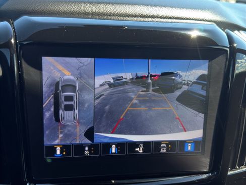 Certified 2023 Chevrolet Traverse Premier AWD/4WD image 20